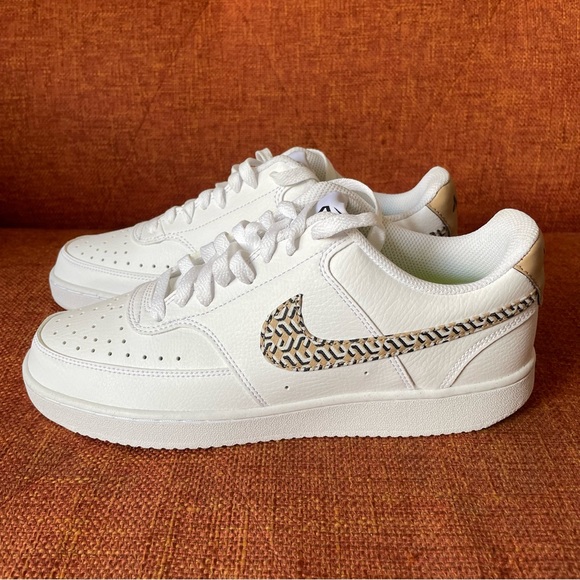 Nike Court Vision Low Next Nature Women’s Sneaker, size 10
